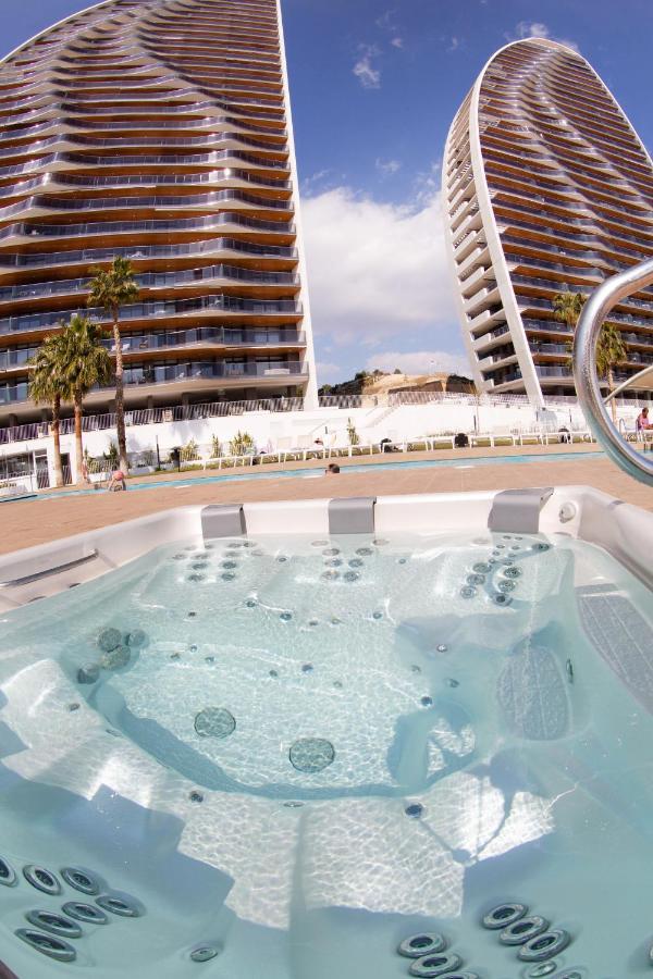 Sunset Waves Benidorm Julieta Vistas Al Mar Premium 200 Mt2 Con Jacuzzi En Terraza Apartment Bagian luar foto