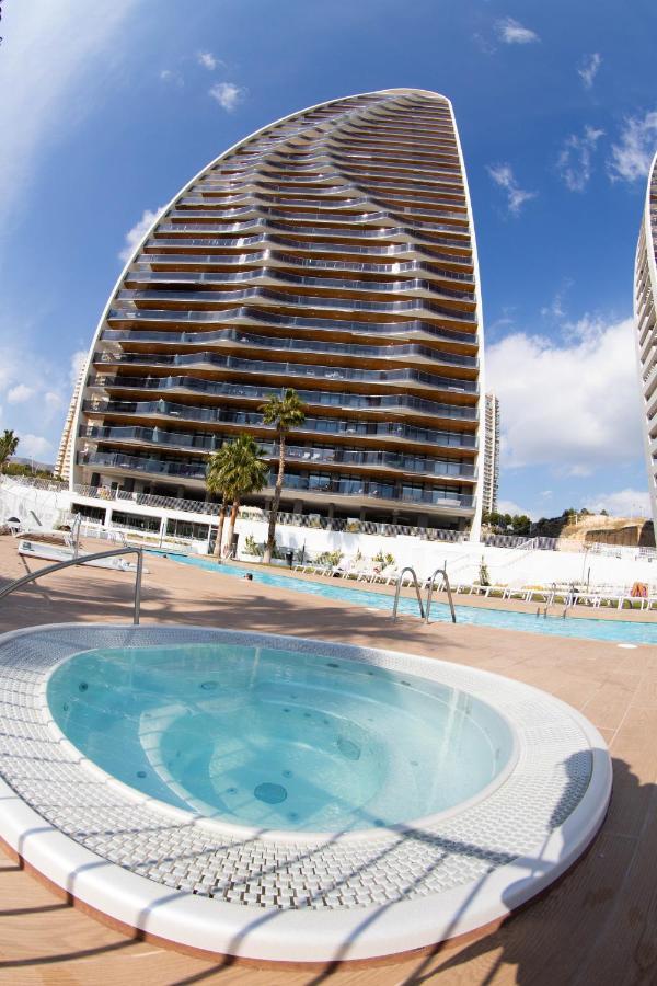 Sunset Waves Benidorm Julieta Vistas Al Mar Premium 200 Mt2 Con Jacuzzi En Terraza Apartment Bagian luar foto